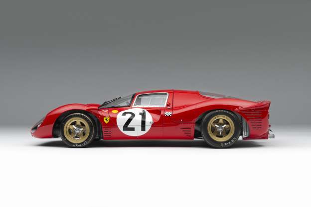 Ferrari 330 P4 - 1967 Le Mans - 2nd Place - Class Winner