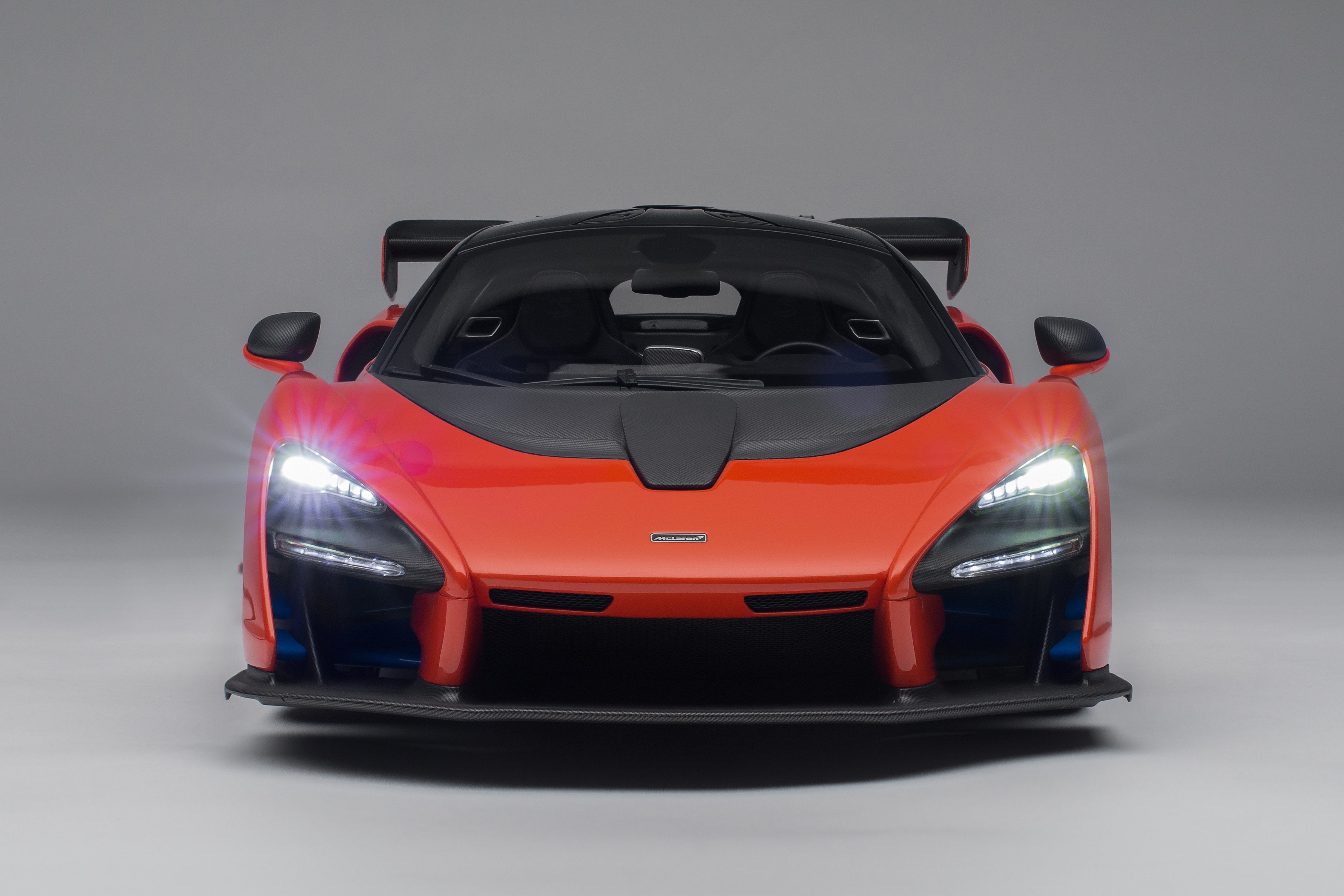 McLaren Senna (2018) with Lighting and Electric Doors