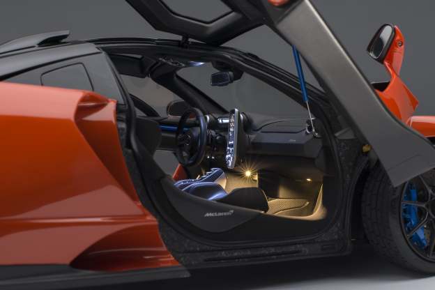 McLaren Senna (2018) with Lighting and Electric Doors