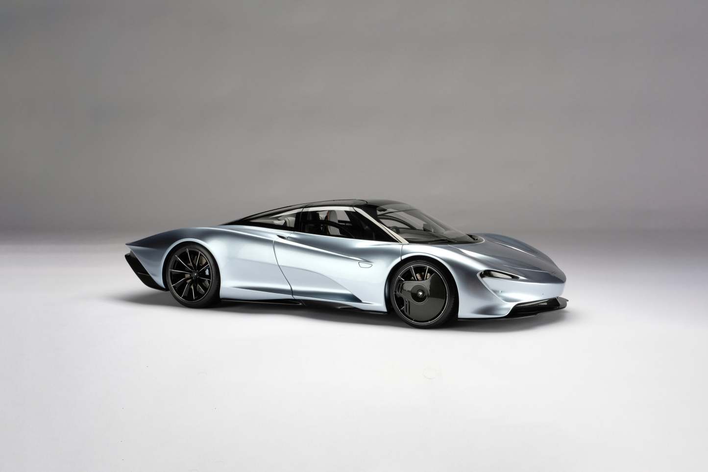 McLaren Speedtail (2020)