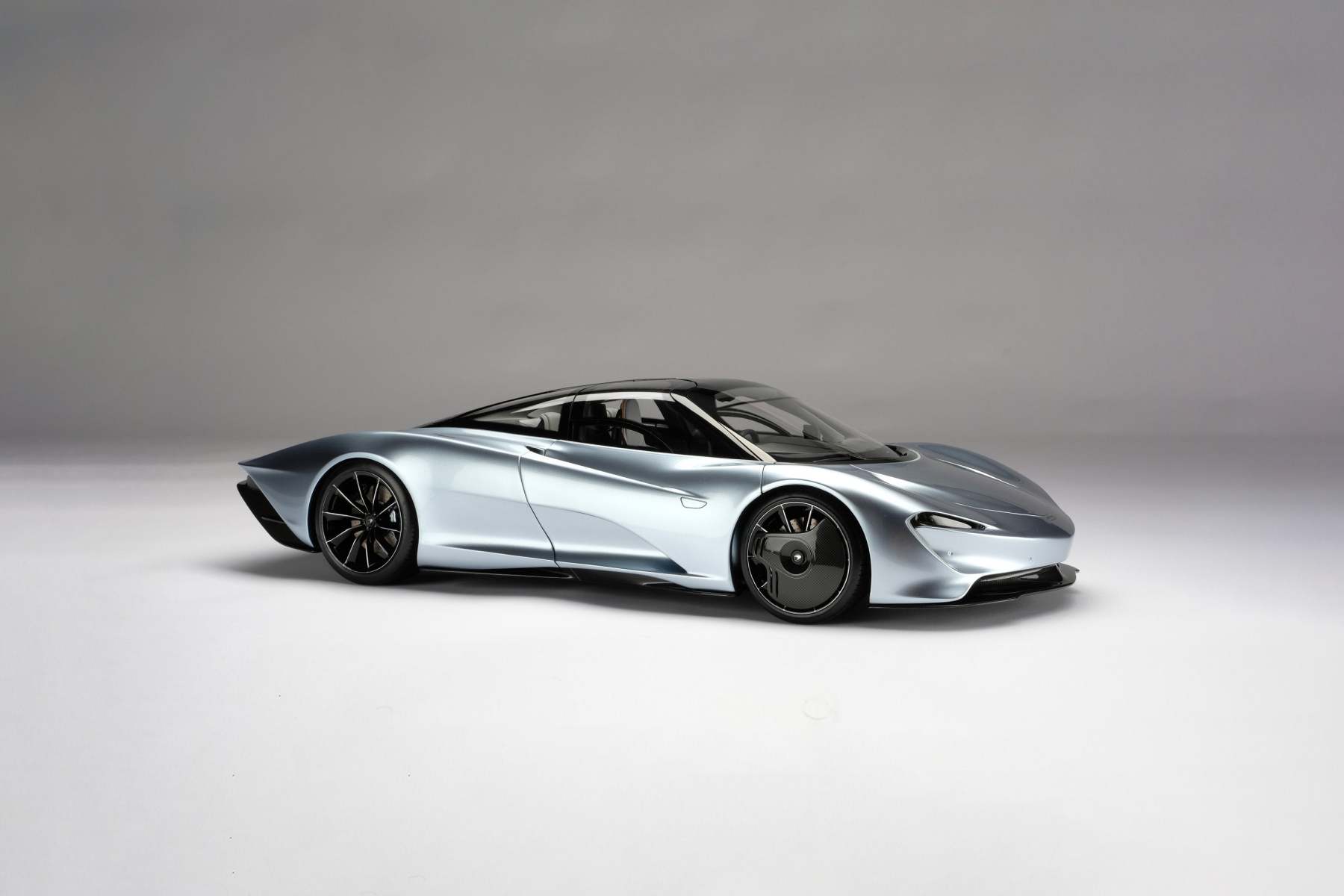 McLaren Speedtail (2020)