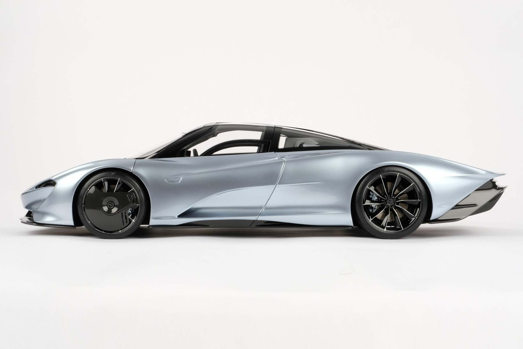 McLaren Speedtail (2020)