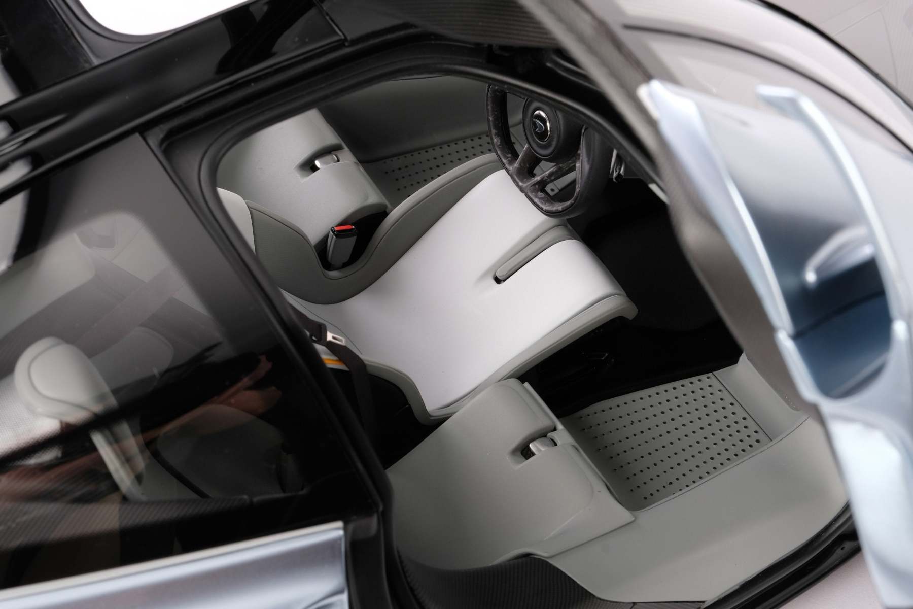 McLaren Speedtail (2020)