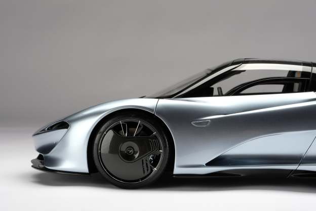 McLaren Speedtail (2020)