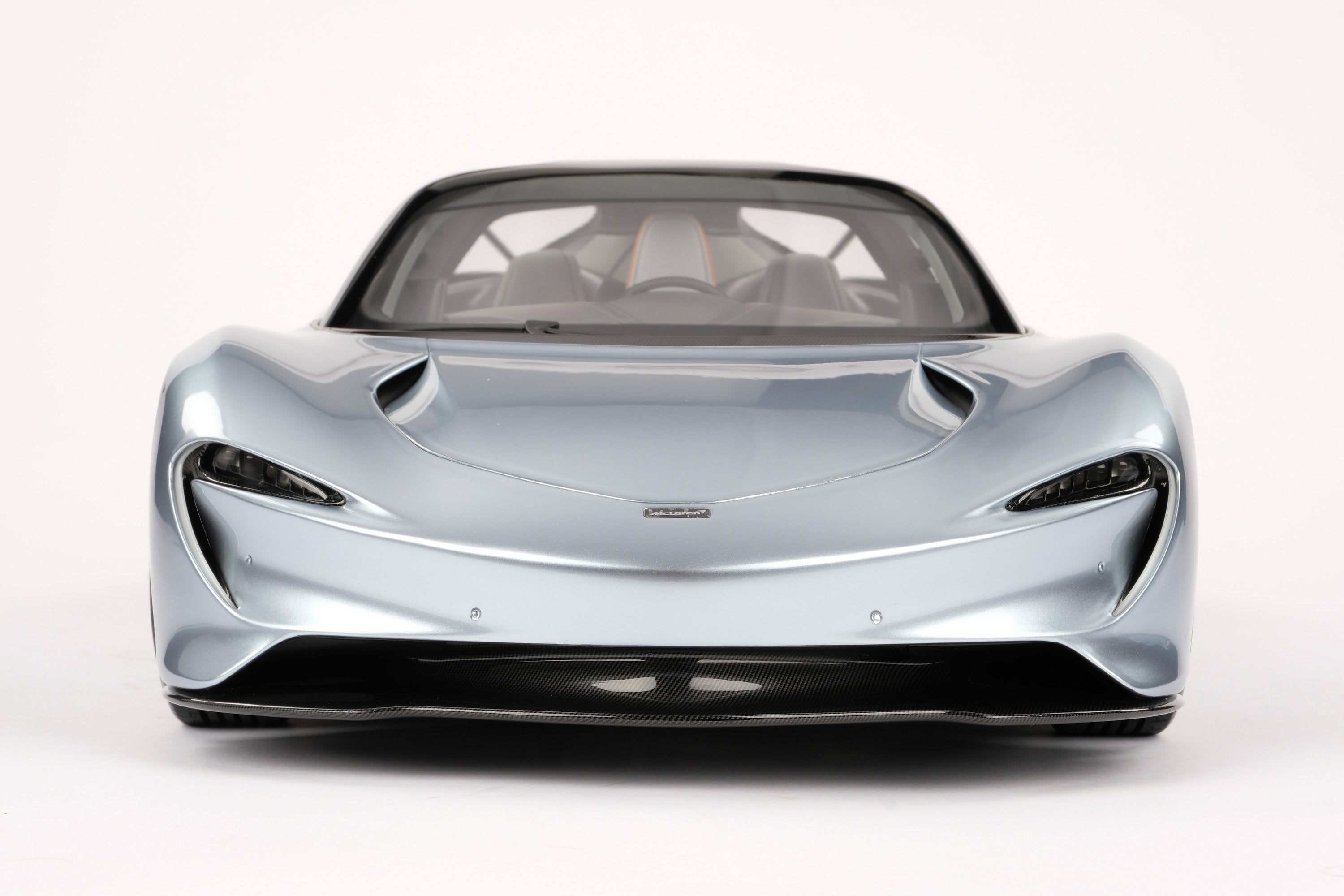 McLaren Speedtail (2020)