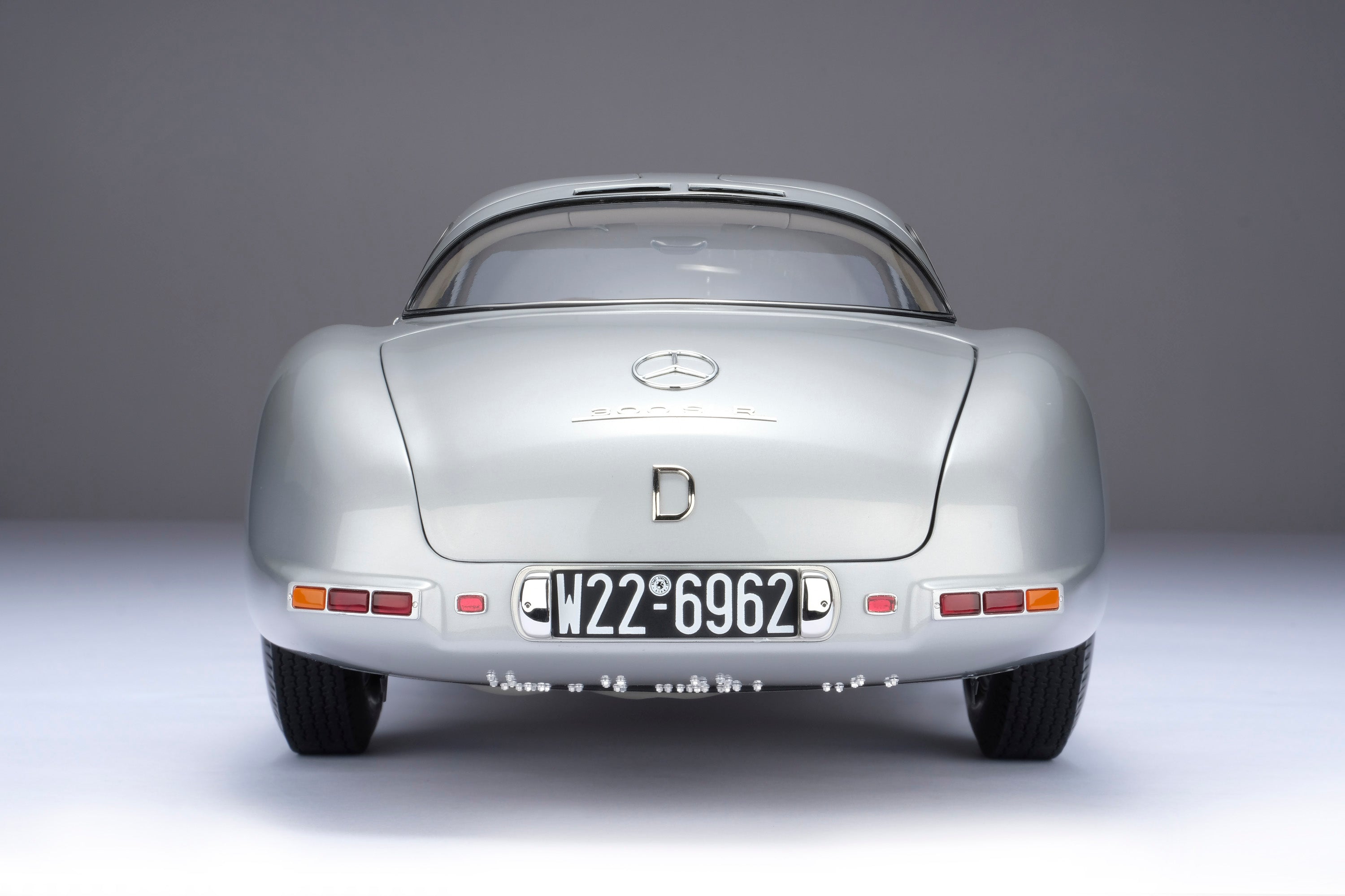 Mercedes-Benz 300 SLR Uhlenhaut Coupe (1955)