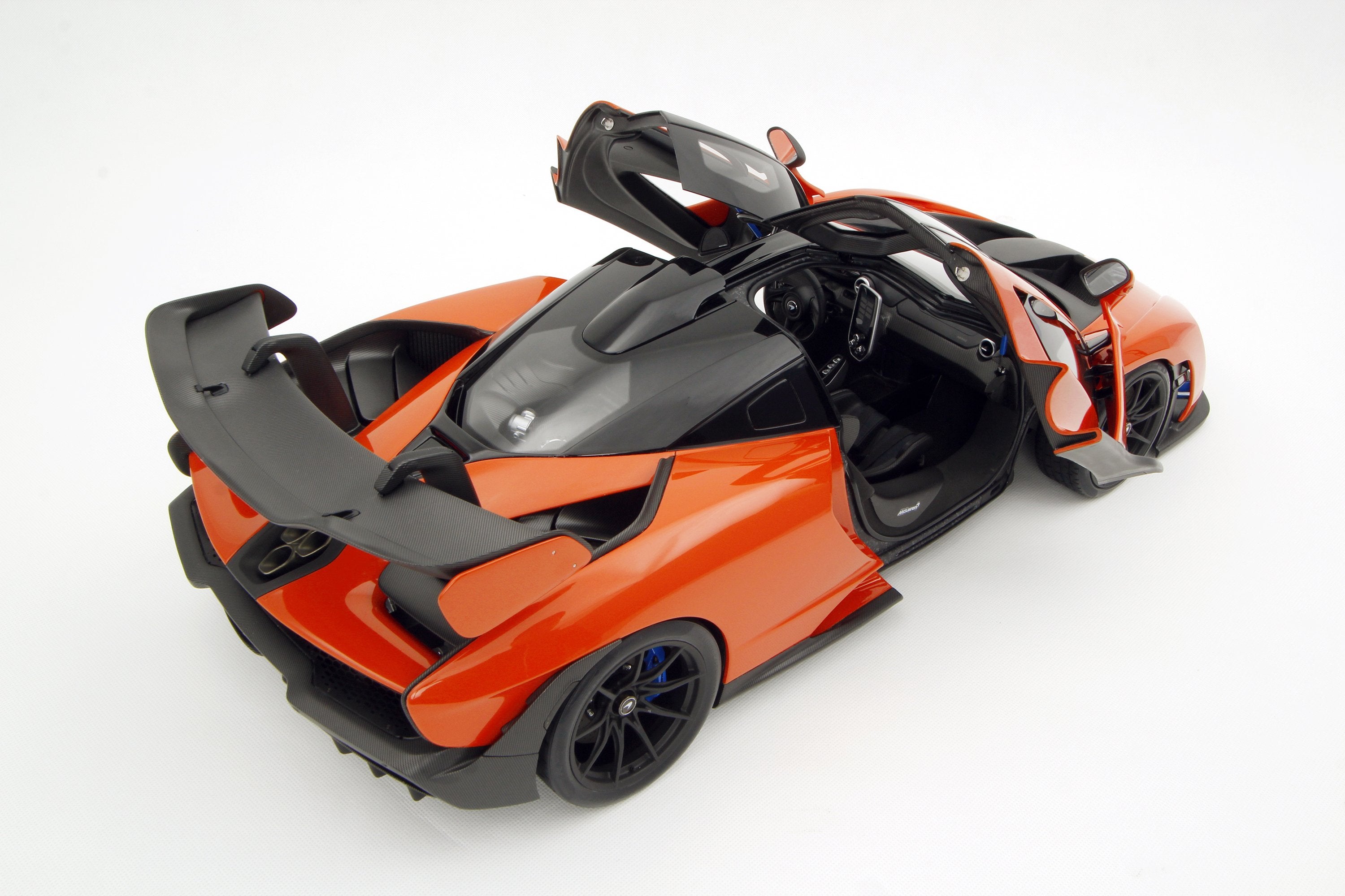 McLaren Senna (2018)