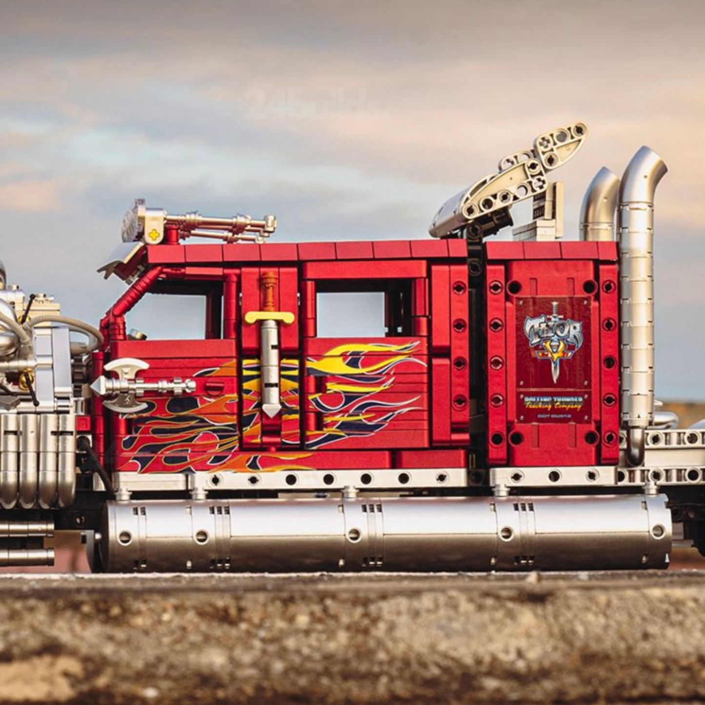 The Ultimate V24 Custom Truck | 3486pcs