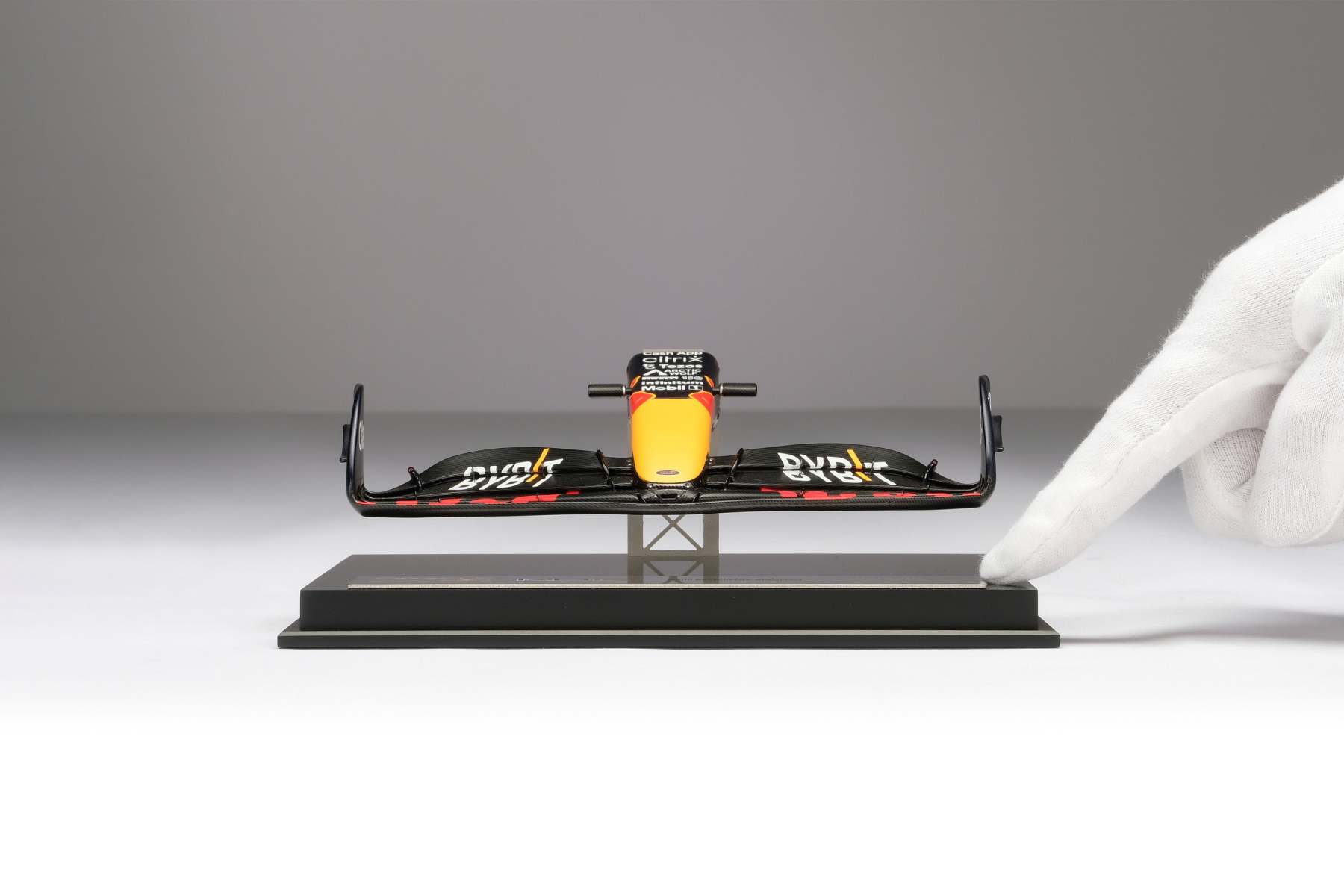 Oracle Red Bull Racing RB18 Nosecone