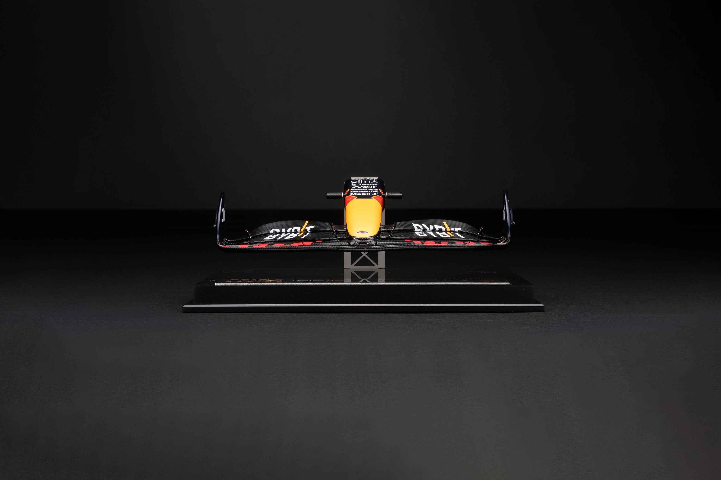 Oracle Red Bull Racing RB18 Nosecone