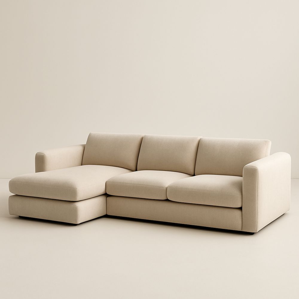 Divano angolare in tessuto beige con struttura in legno-Auraverilo