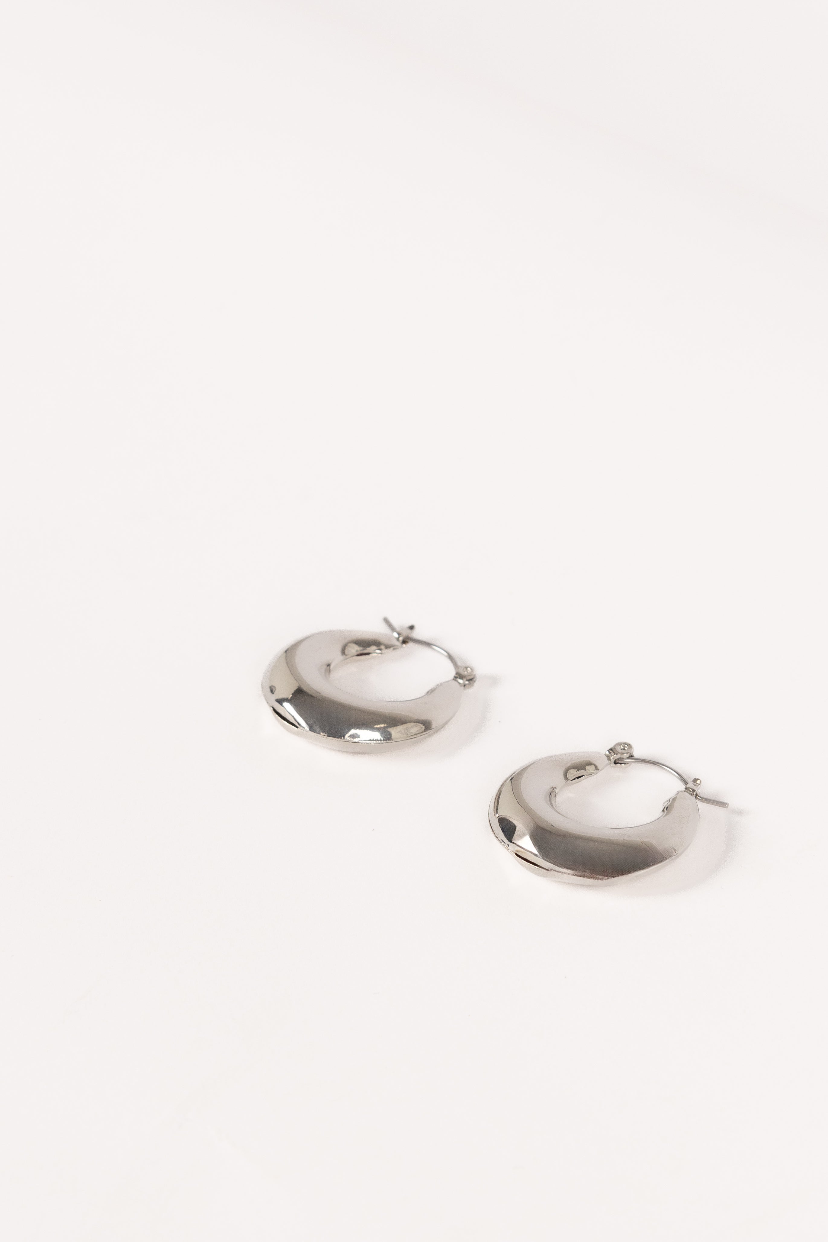 James Hoop Earrings - Silver-Ladys Street