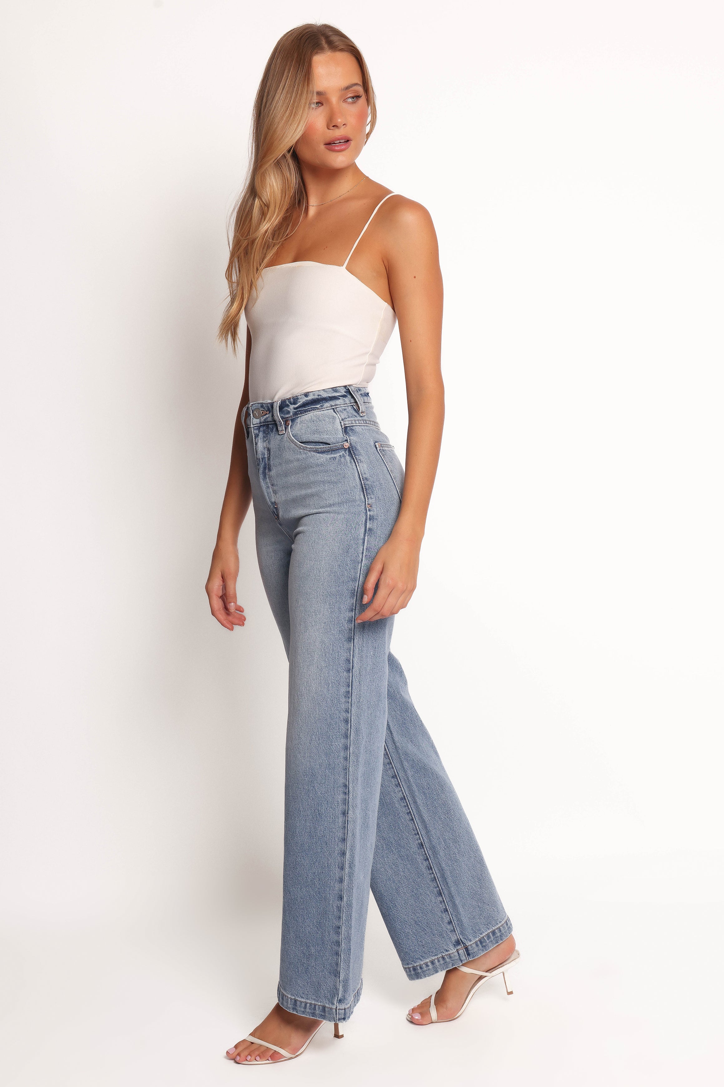 Abrand 94 High Wide Jeans - Liv-Charming Rule