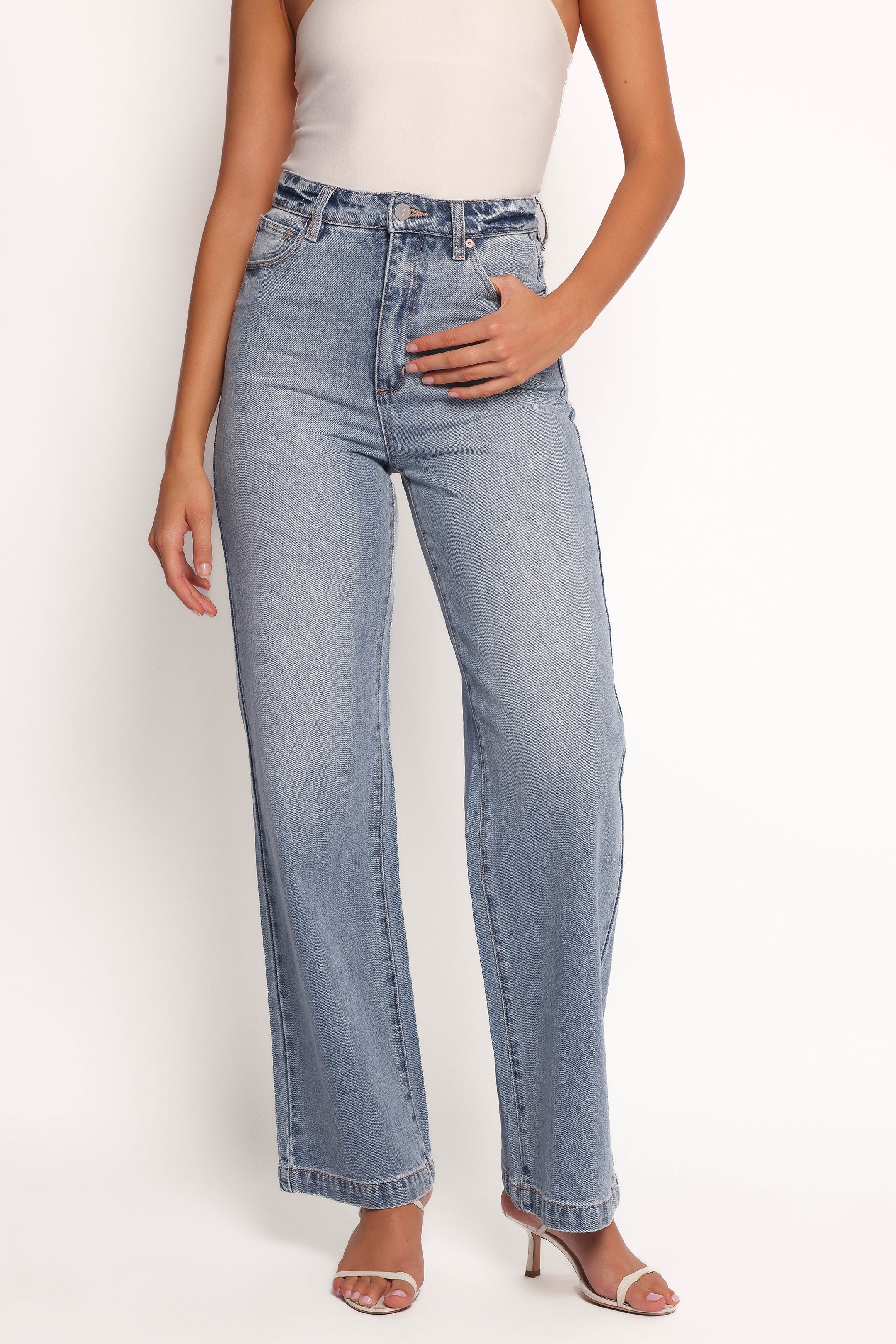 Abrand 94 High Wide Jeans - Liv-Charming Rule