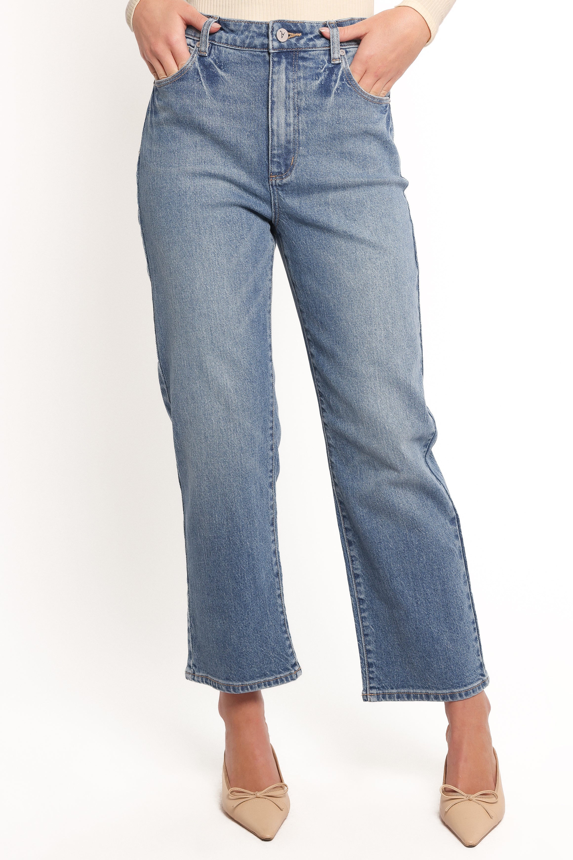Abrand Venice Straight Jeans - Amara-Charming Rule