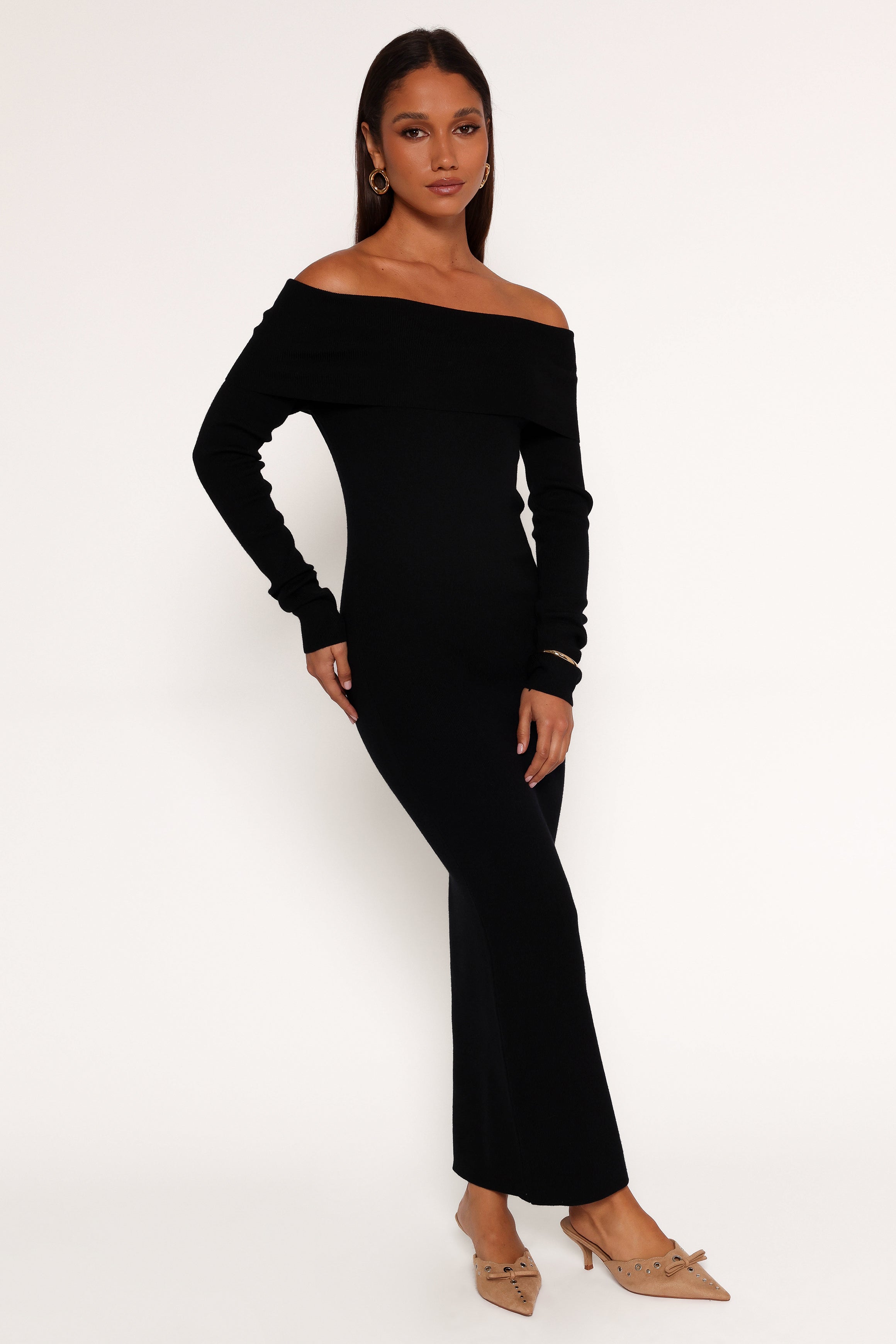 Archie Off the Shoulder Midi Dress - Black-Charming Rule