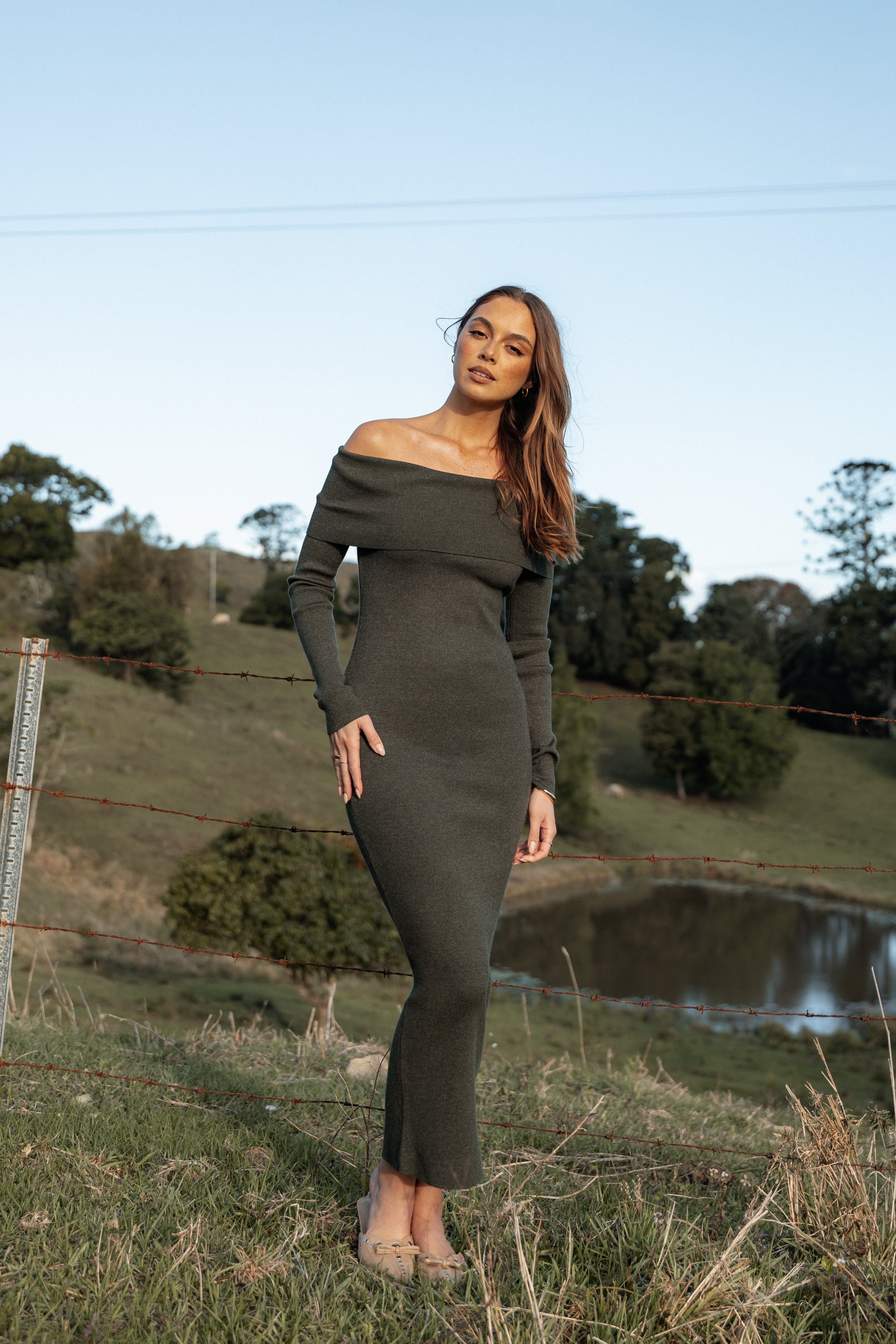 Archie Off The Shoulder Midi Dress - Olive-Charming Rule