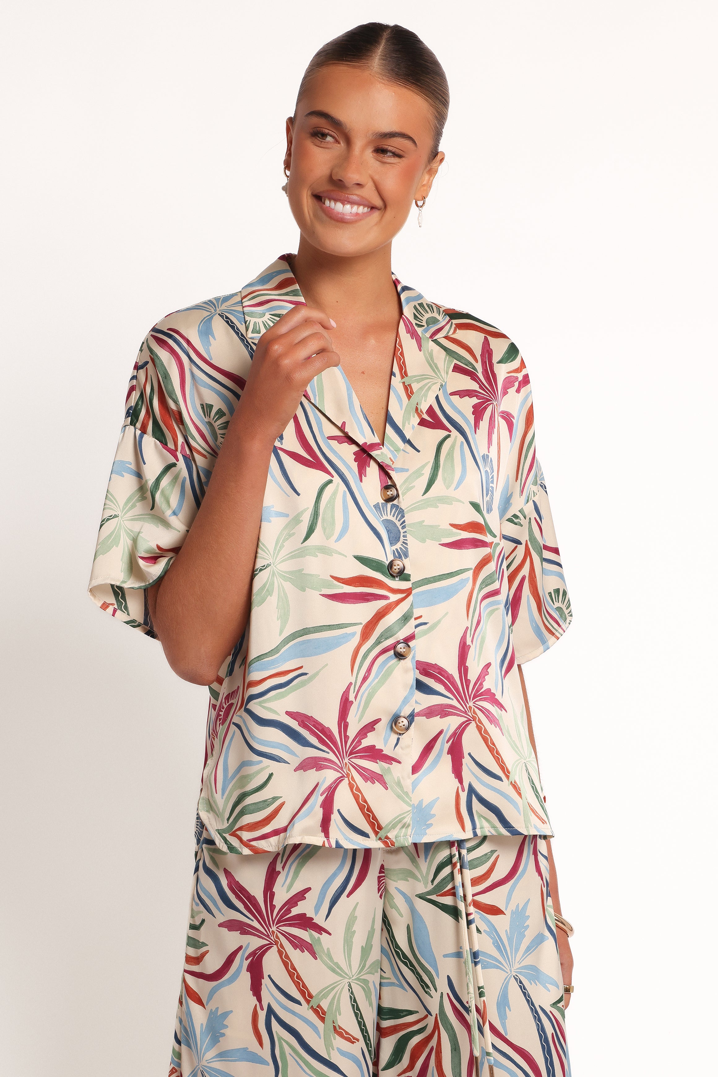 Illoura Short Sleeve Shirt - Tahitian Tide-Ladys Street