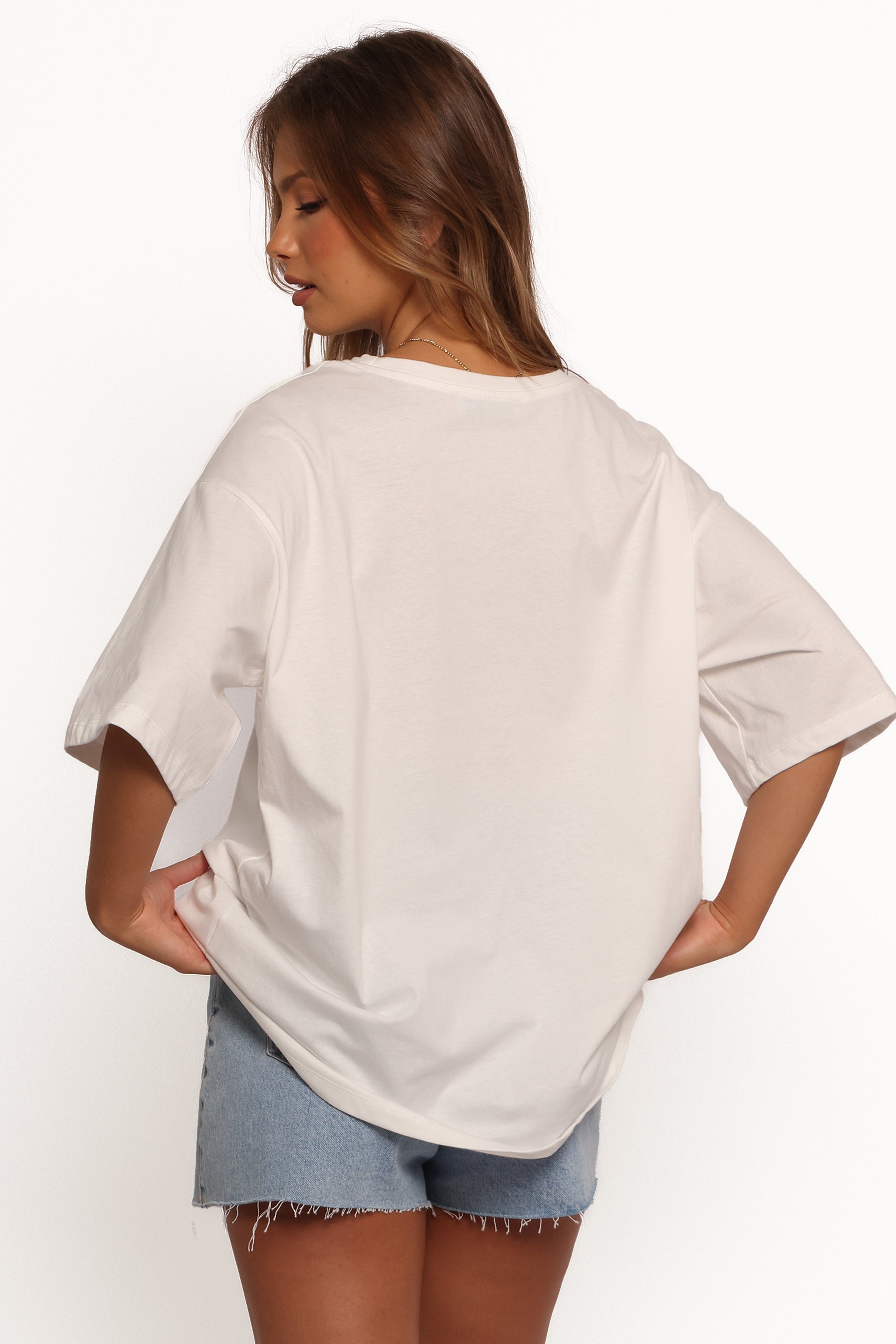 Loa Graphic Tee - White-Ladys Street