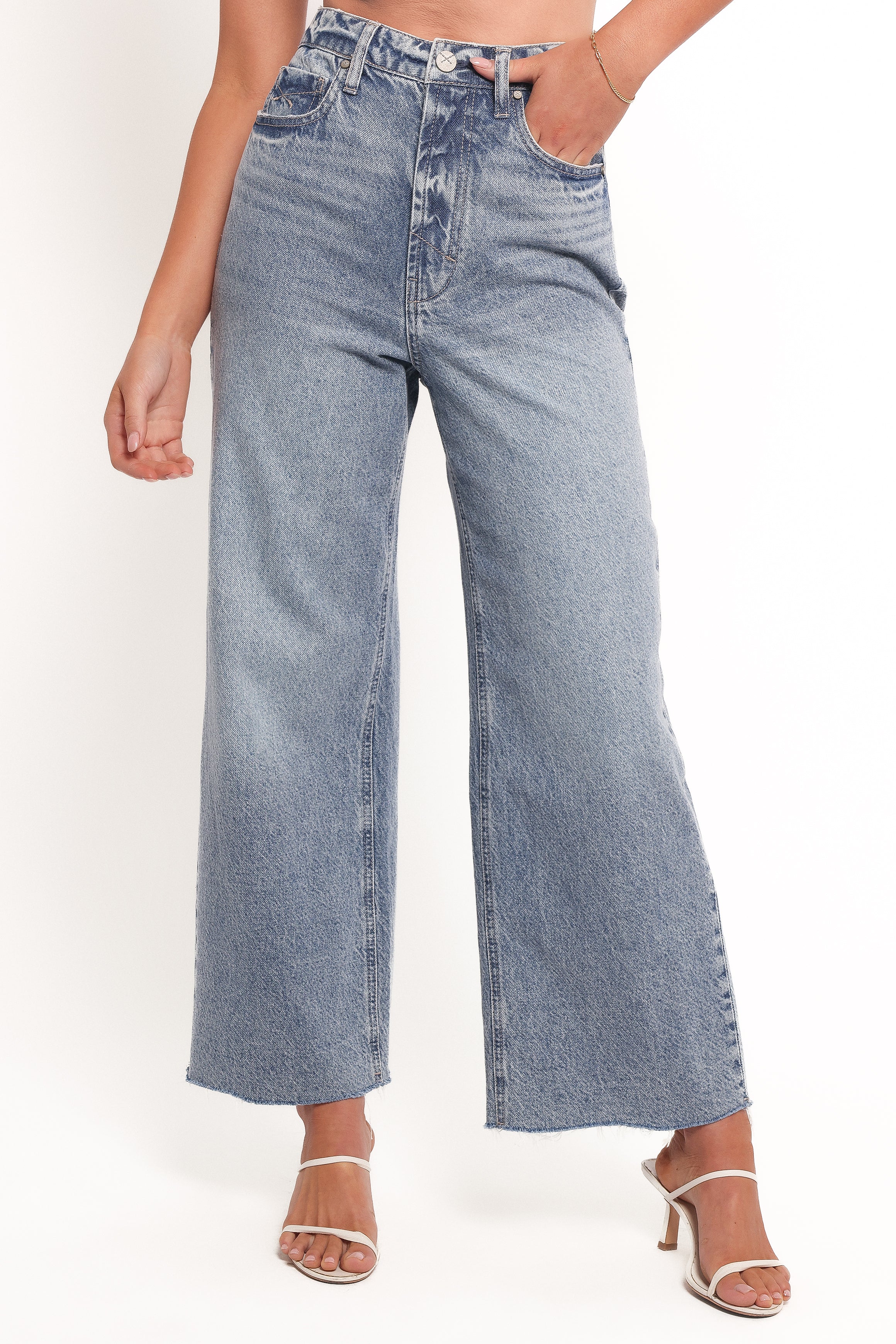 Noemi High Rise Crop Leg Jeans - Imprint-Ladys Street