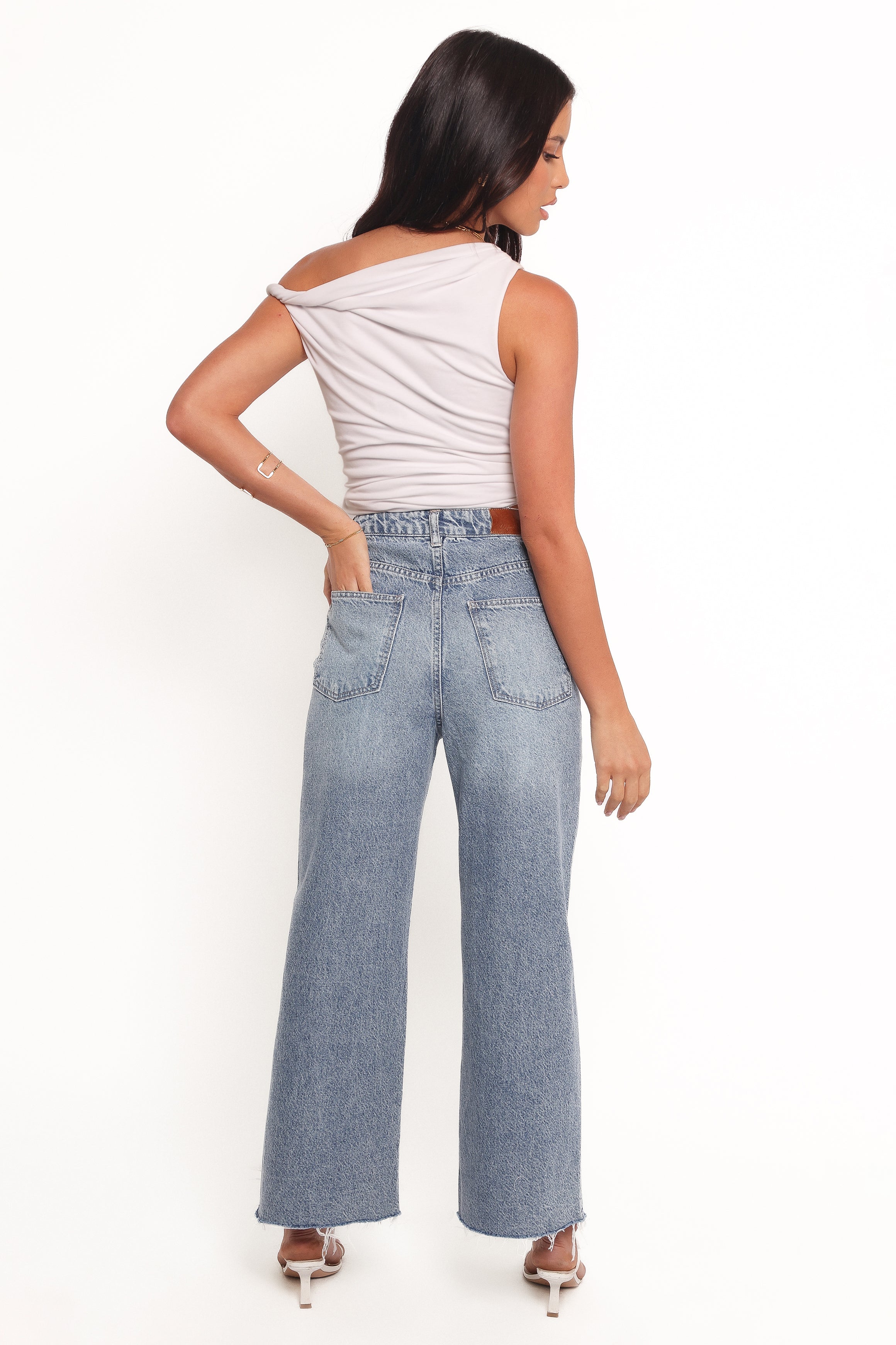 Noemi High Rise Crop Leg Jeans - Imprint-Ladys Street