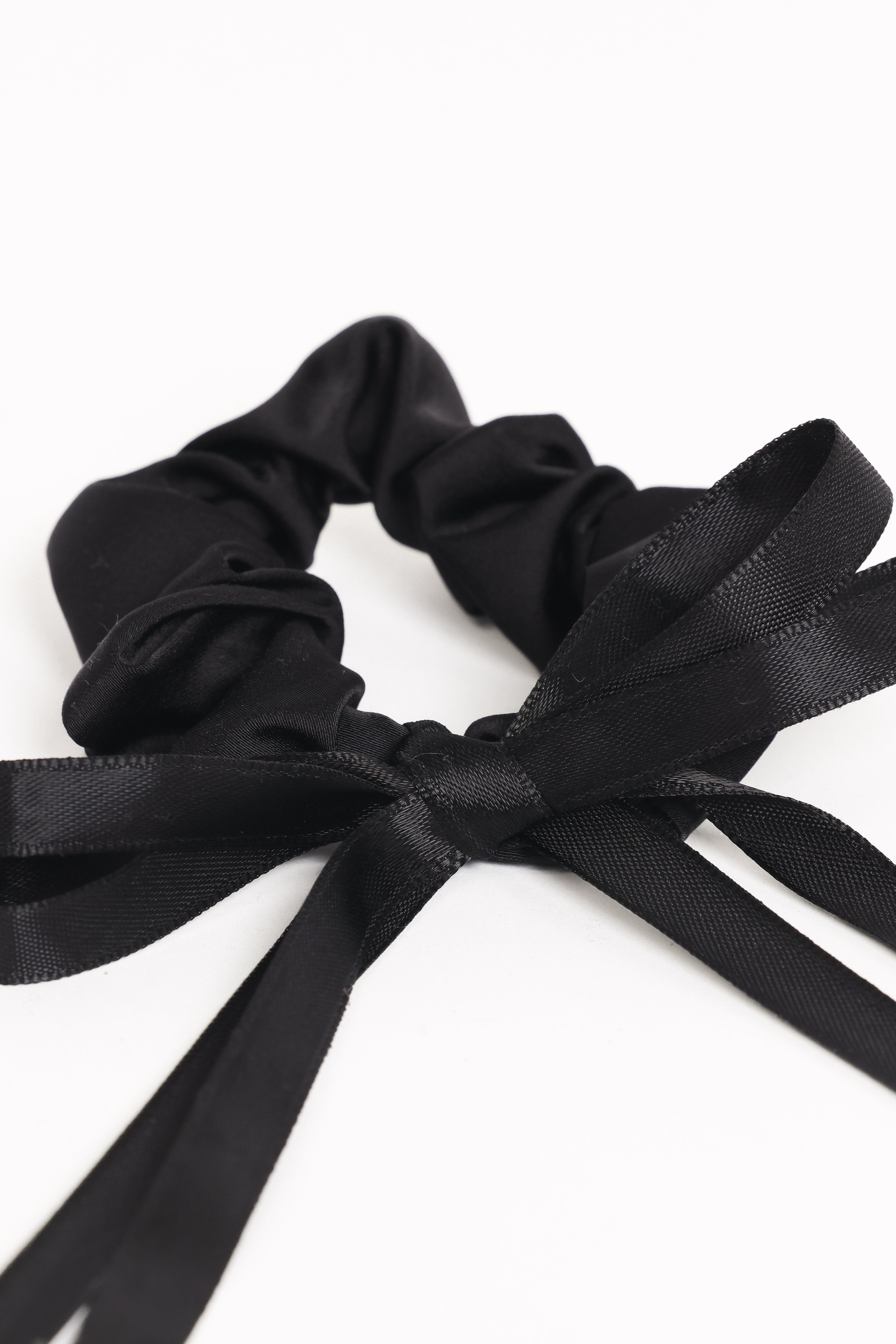 Rosemarie Bow Scrunchie - Black-Ladys Street