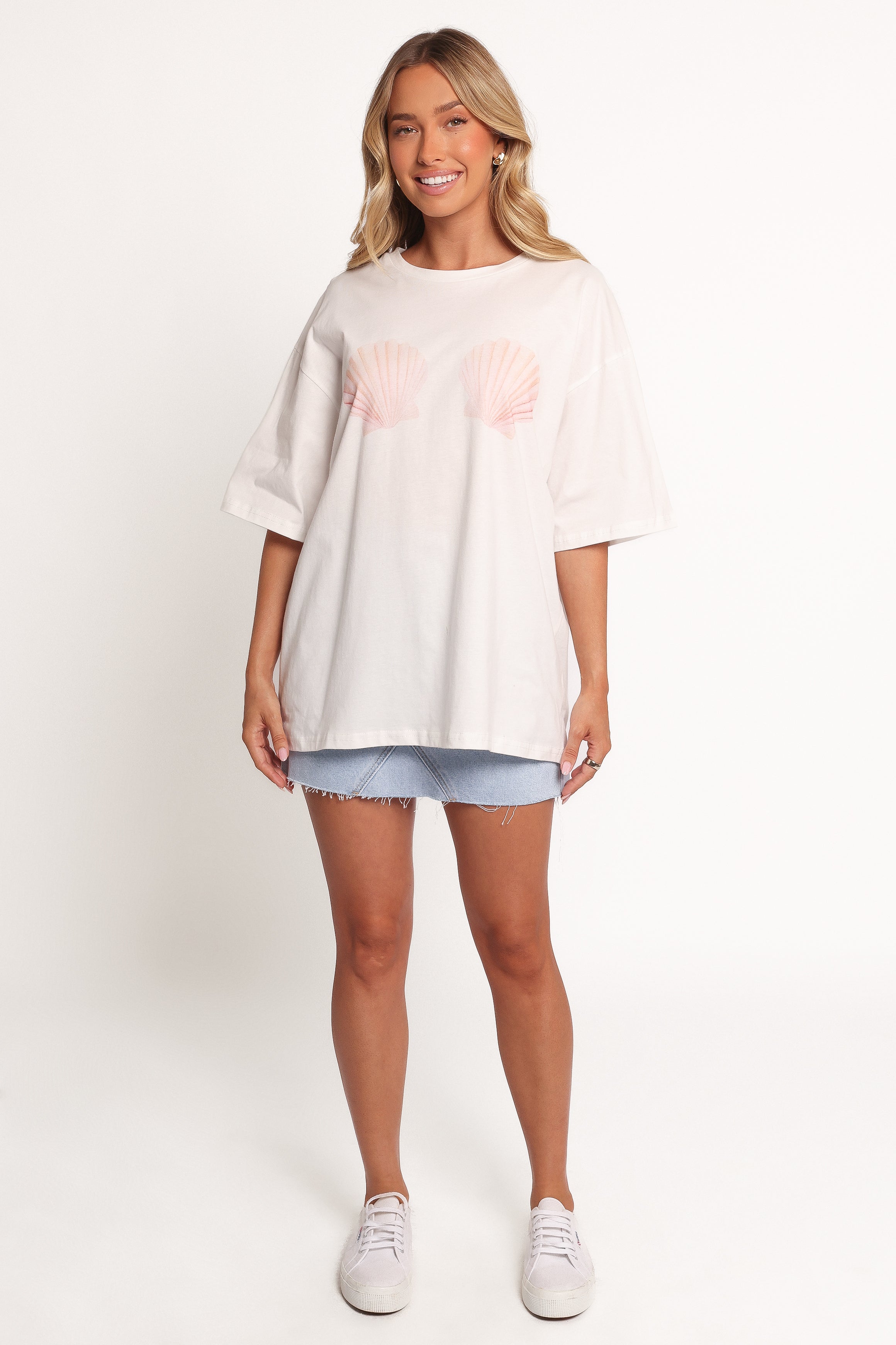 Sammie Graphic Tee - White-Ladys Street