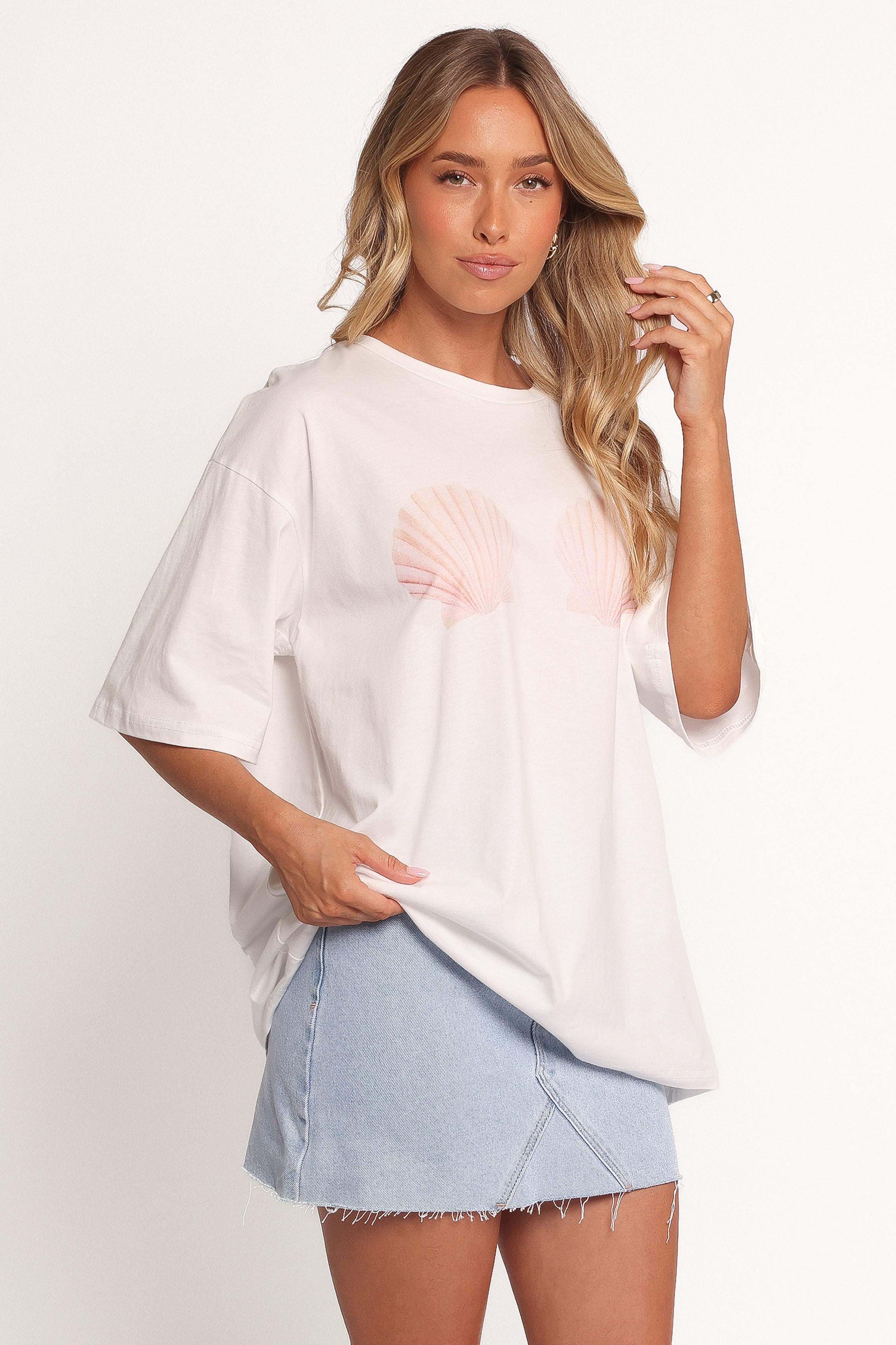 Sammie Graphic Tee - White-Ladys Street