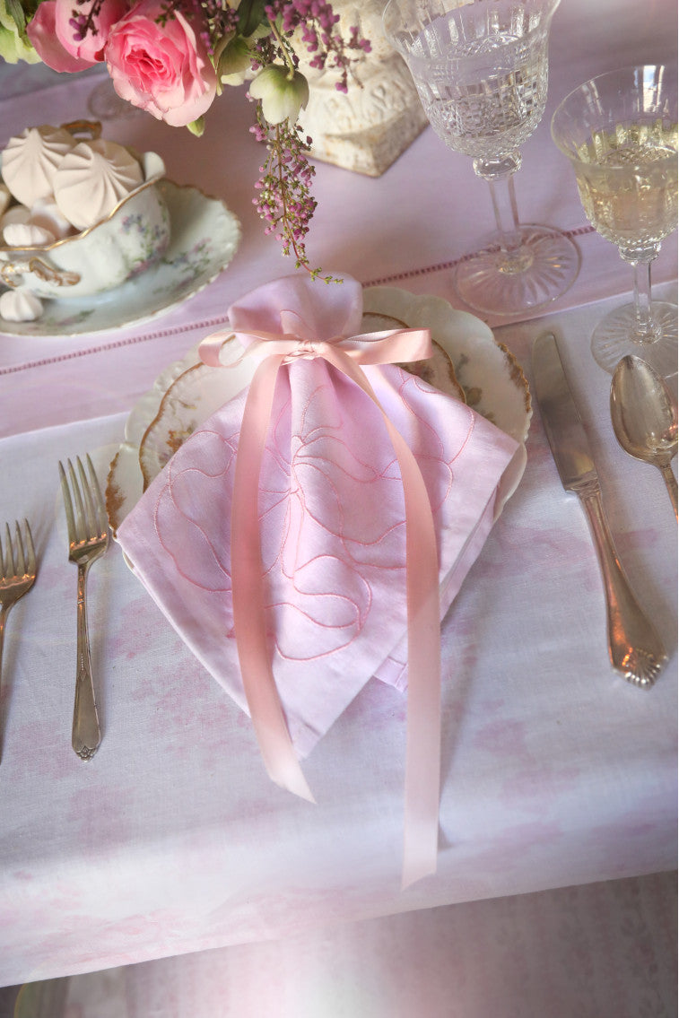Embroidered Linen Bow Napkins - Set of 4-Charming Rule