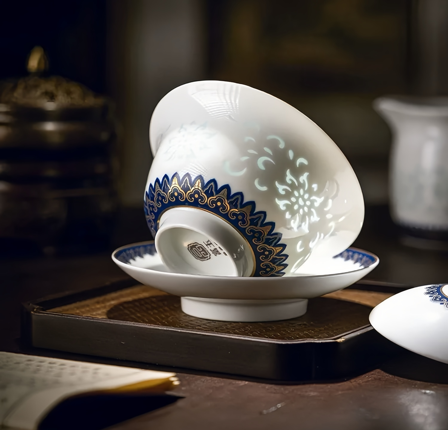 White Porcelain Gaiwan Tea Set – Minimal & Elegant