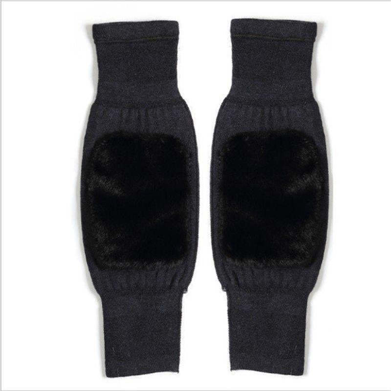 🔥Universal Cold Protection Thickened Faux Furred Knee Pads
