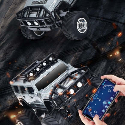 🔋 2025 HOT SALE 50% OFF! ✨ Mini RC Off-Road Truck with Lights