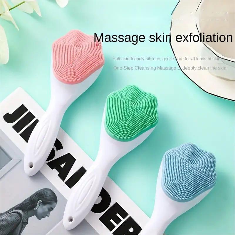 Deep cleansing facial brush made of silicone
