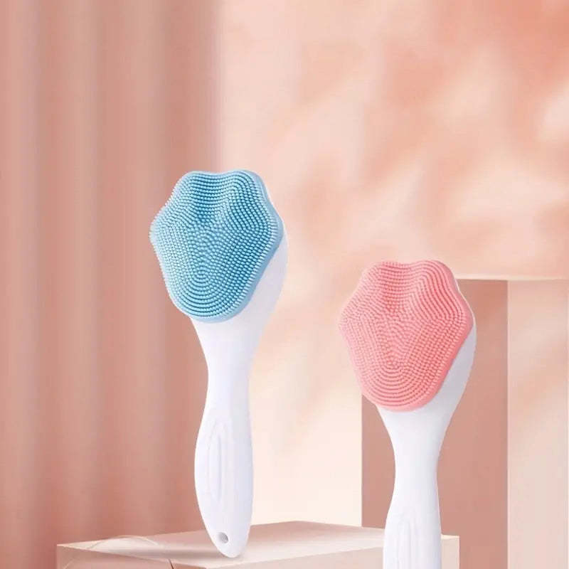 Deep cleansing facial brush made of silicone