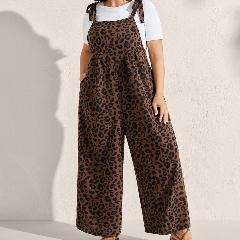 Női plus size ujjatlan leopárdmintás overál, rakott vállpántokkal, zsebekkel, rugalmas anyagból, mosógépben mosható, stílusos és lezser.