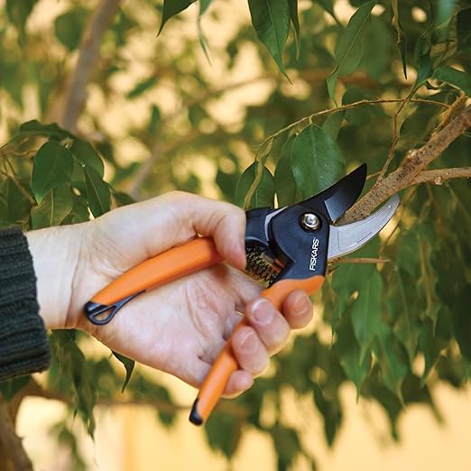 [Copy]Fiskars 38 cm-es PowerGear ágvágó olló, éles acélpengés bokor- és favágó, akár 3,2 cm átmérőjű ágakat is vág, rozsdaálló és könnyű metszőolló, kerti szerszámok kertészkedéshez