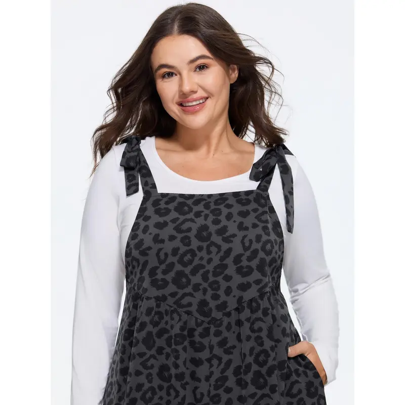 Női plus size ujjatlan leopárdmintás overál, rakott vállpántokkal, zsebekkel, rugalmas anyagból, mosógépben mosható, stílusos és lezser.