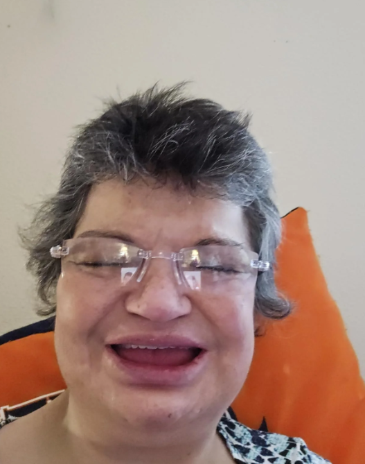 V&aacute;s&aacute;rl&oacute;i v&eacute;lem&eacute;ny