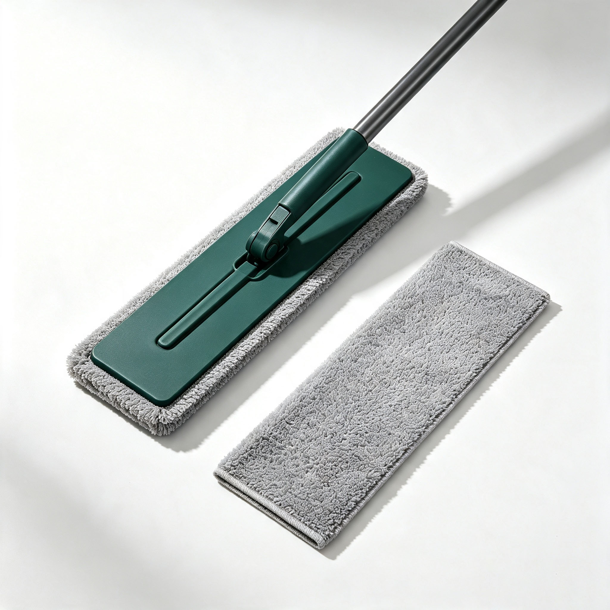 Microfiber Flat Floor Mop, Dry Wet Dual Use Hardwood Tile Cleaning Mop with Extra Replacement Mop Pads, 360 Rotating Head Household Cleaning Tool 2.