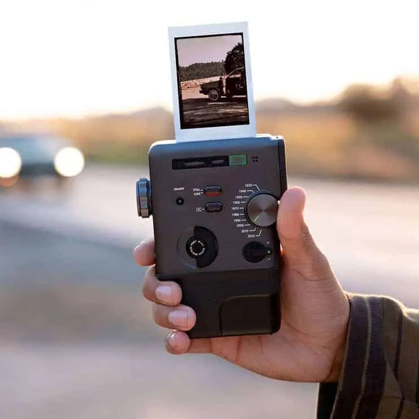 Evo Cinema hybrid instant camera