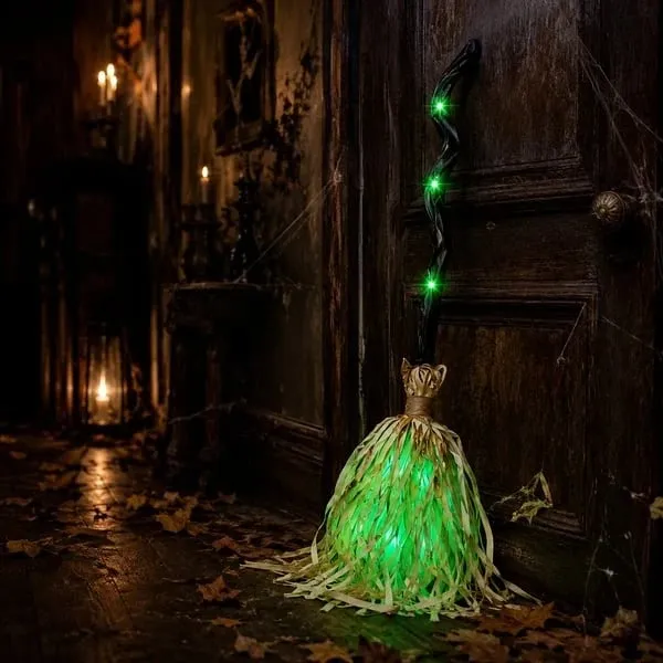 🧙‍♀️🔥 Last Day 49% OFF 🧹Animated Moving Witch Broom with Light & Sound