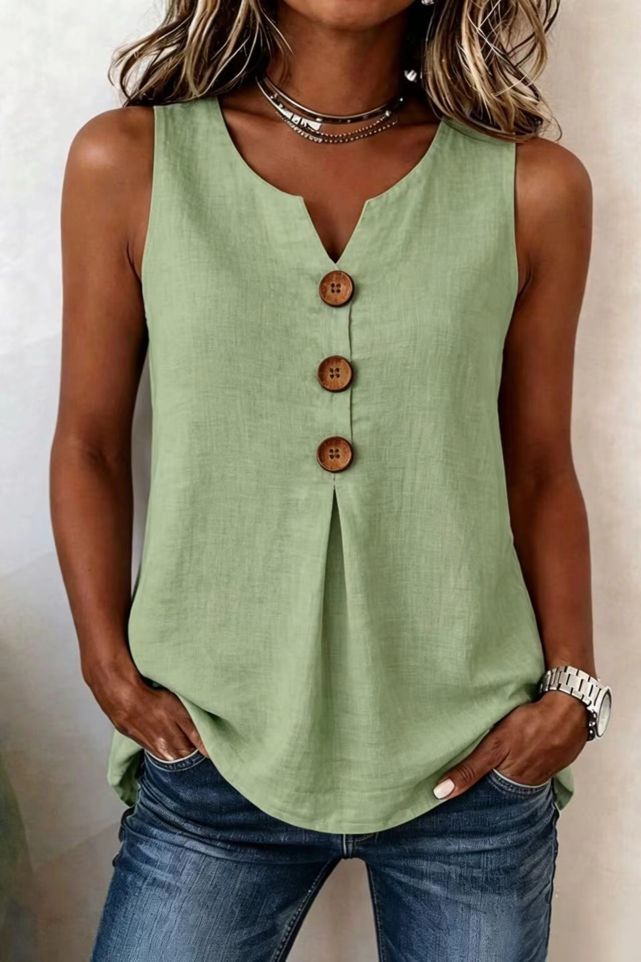 🏆Three-Button Sleeveless Solid Color Tank Top