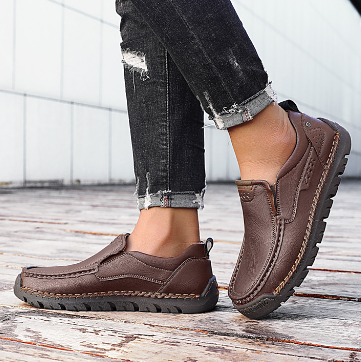 ⏰ Limited-time 50% off! 🔥 Hand-stitched men's waterproof, non-slip, orthopedic casual walking shoes for pain-free walking.