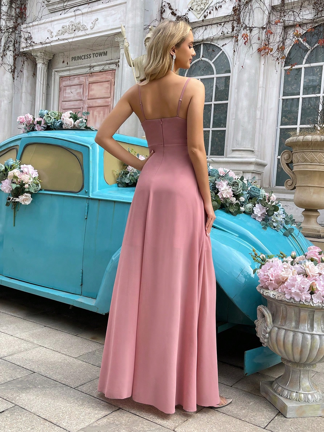 Elegant Simple Women Wedding Formal Dress Summer Bridesmaid Gown For Weddings, Guest, Dinner, Formal Events, Engagement Party, Lawn Wedding Solid Color Cowl Neck Asymmetric Hem Halter Bridesmaid Long Dresses