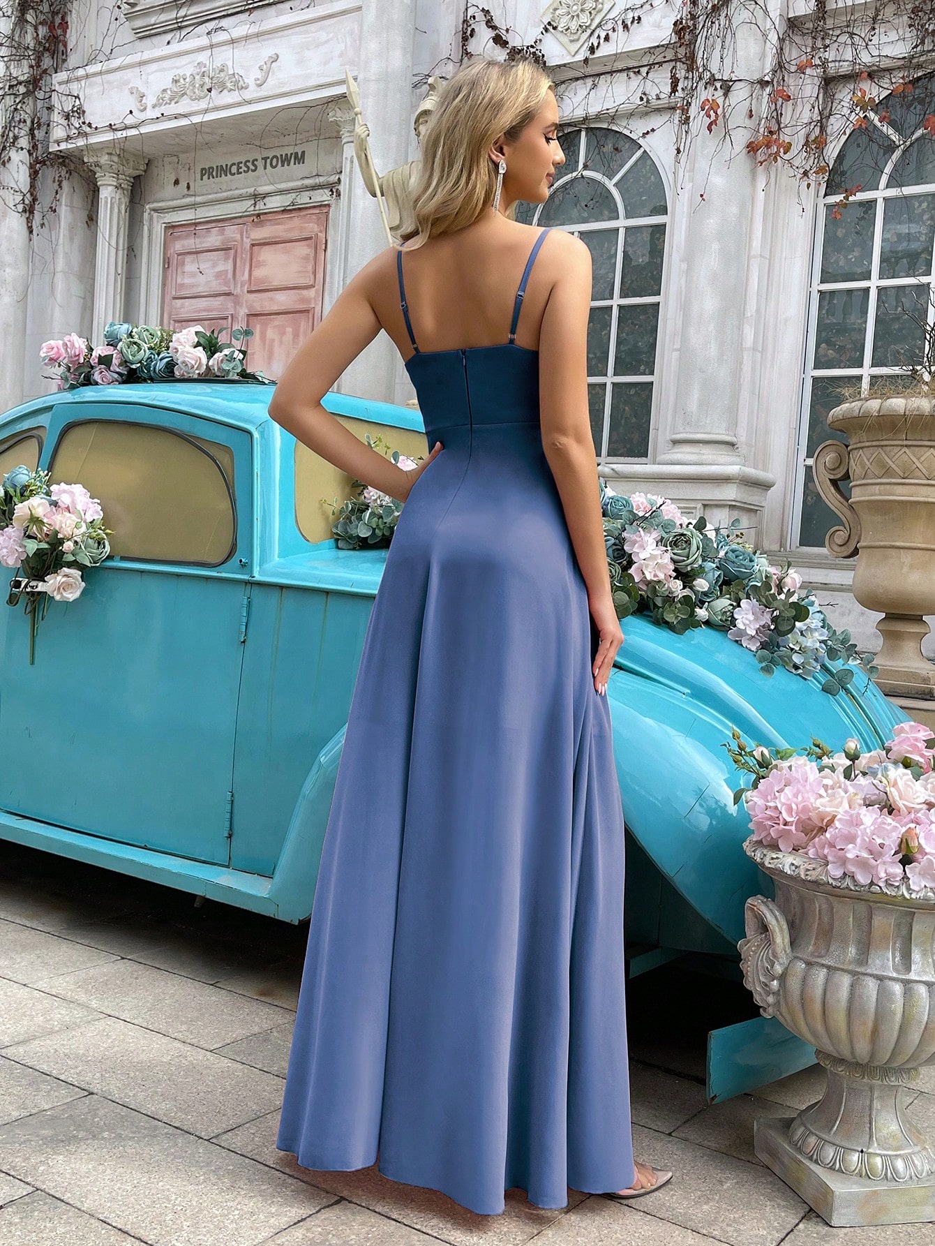 Elegant Simple Women Wedding Formal Dress Summer Bridesmaid Gown For Weddings, Guest, Dinner, Formal Events, Engagement Party, Lawn Wedding Solid Color Cowl Neck Asymmetric Hem Halter Bridesmaid Long Dresses