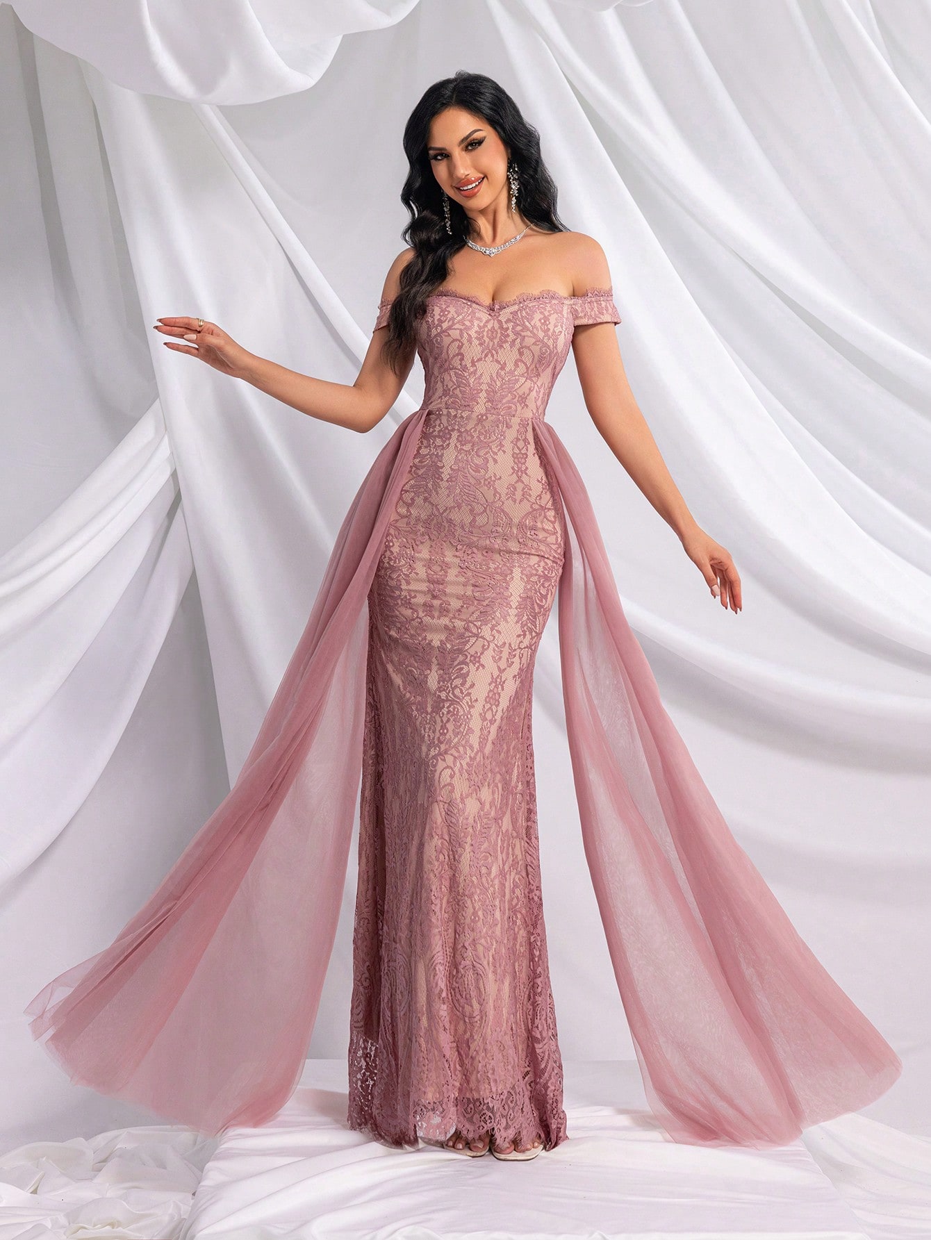 Fashionable Elegant Solid Color Full Printed Lace Mesh Ladies Gown Dresses For Evening Party, Banquet, Cocktail Party