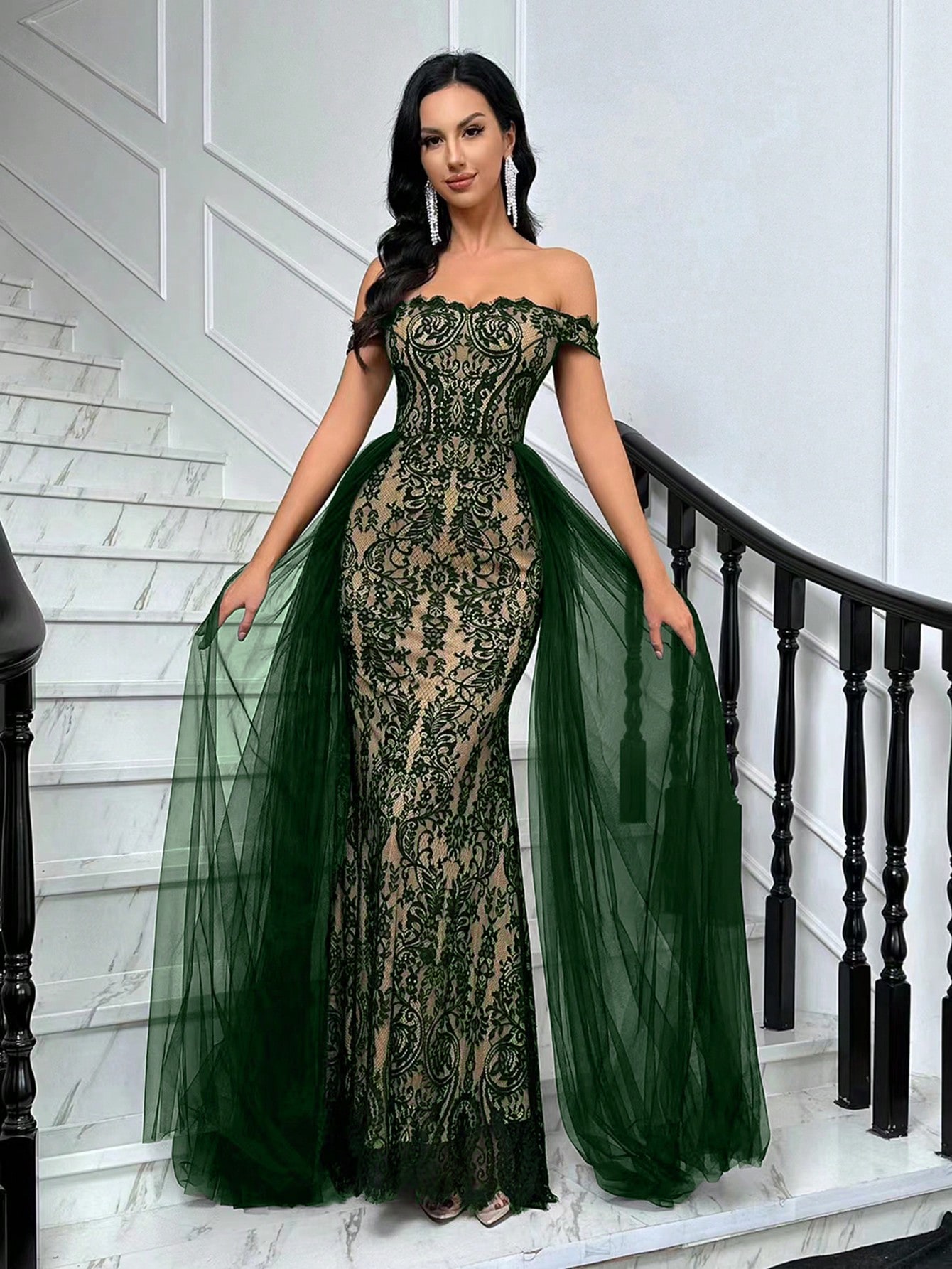 Fashionable Elegant Solid Color Full Printed Lace Mesh Ladies Gown Dresses For Evening Party, Banquet, Cocktail Party