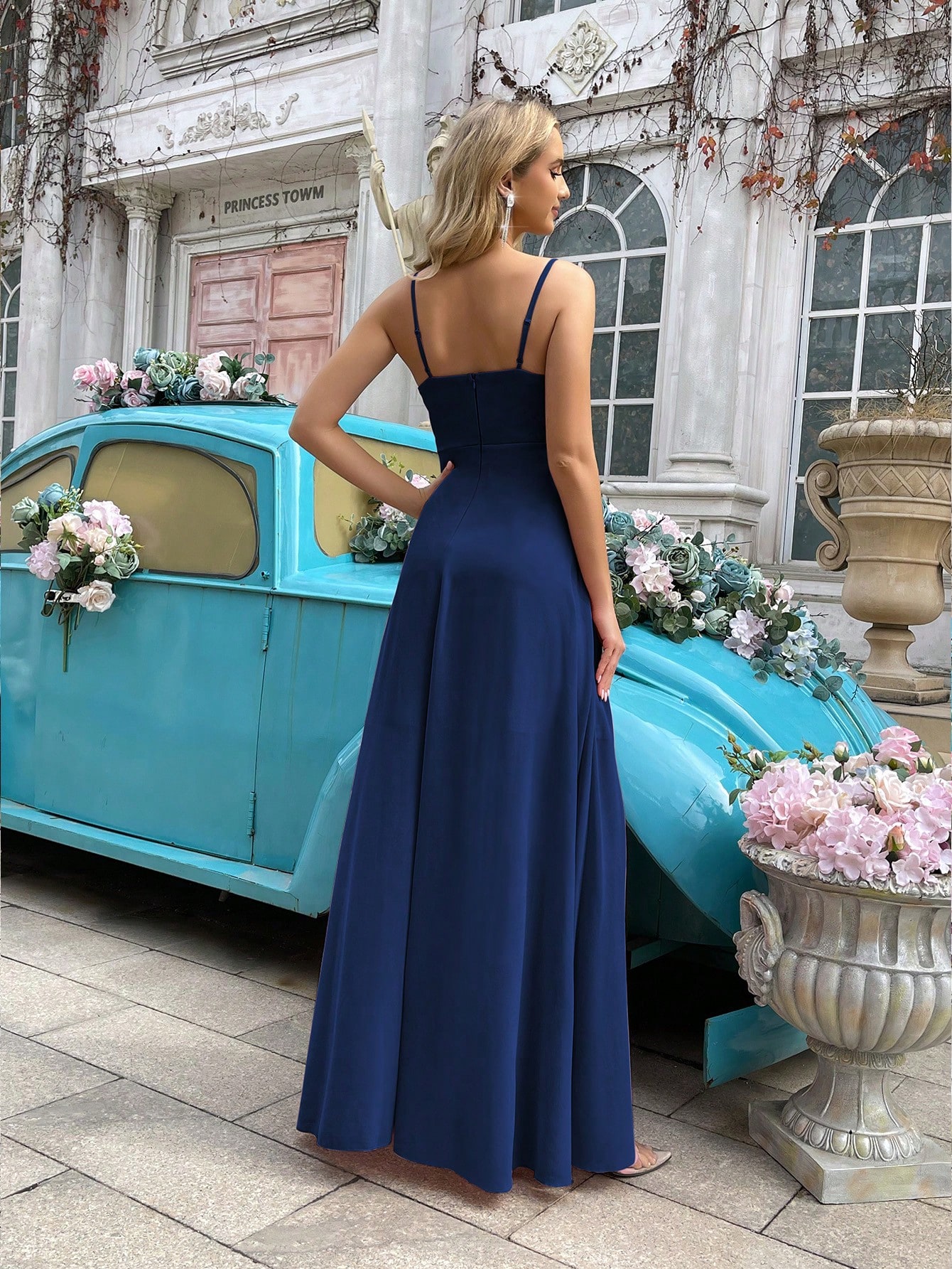 Elegant Simple Women Wedding Formal Dress Summer Bridesmaid Gown For Weddings, Guest, Dinner, Formal Events, Engagement Party, Lawn Wedding Solid Color Cowl Neck Asymmetric Hem Halter Bridesmaid Long Dresses