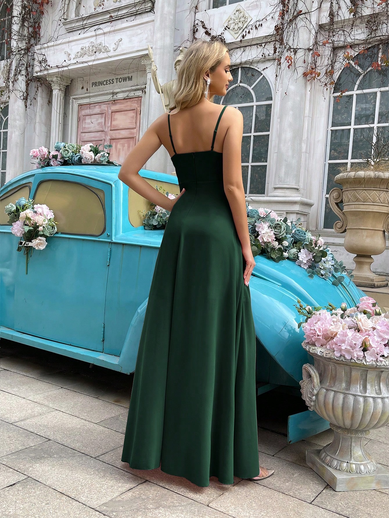 Elegant Simple Women Wedding Formal Dress Summer Bridesmaid Gown For Weddings, Guest, Dinner, Formal Events, Engagement Party, Lawn Wedding Solid Color Cowl Neck Asymmetric Hem Halter Bridesmaid Long Dresses