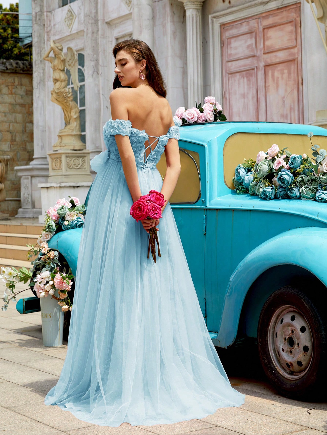 Fairy Sweet Solid Color Floral Decoration Strapless Mesh High Slit Trailing Gown For Evening Party, Wedding Guests